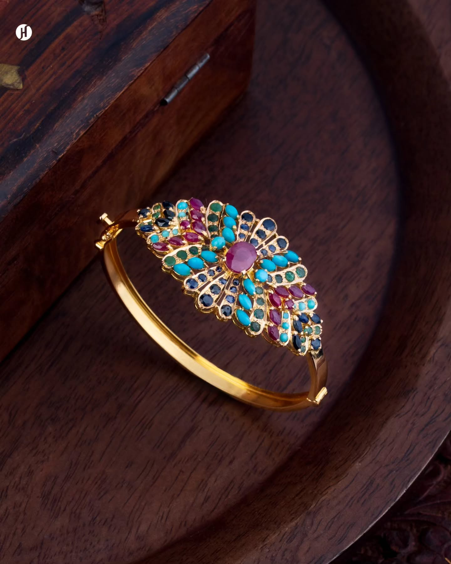 21Karat Yellow Gold Pakistani Ruby Floral Gemstone Bangle