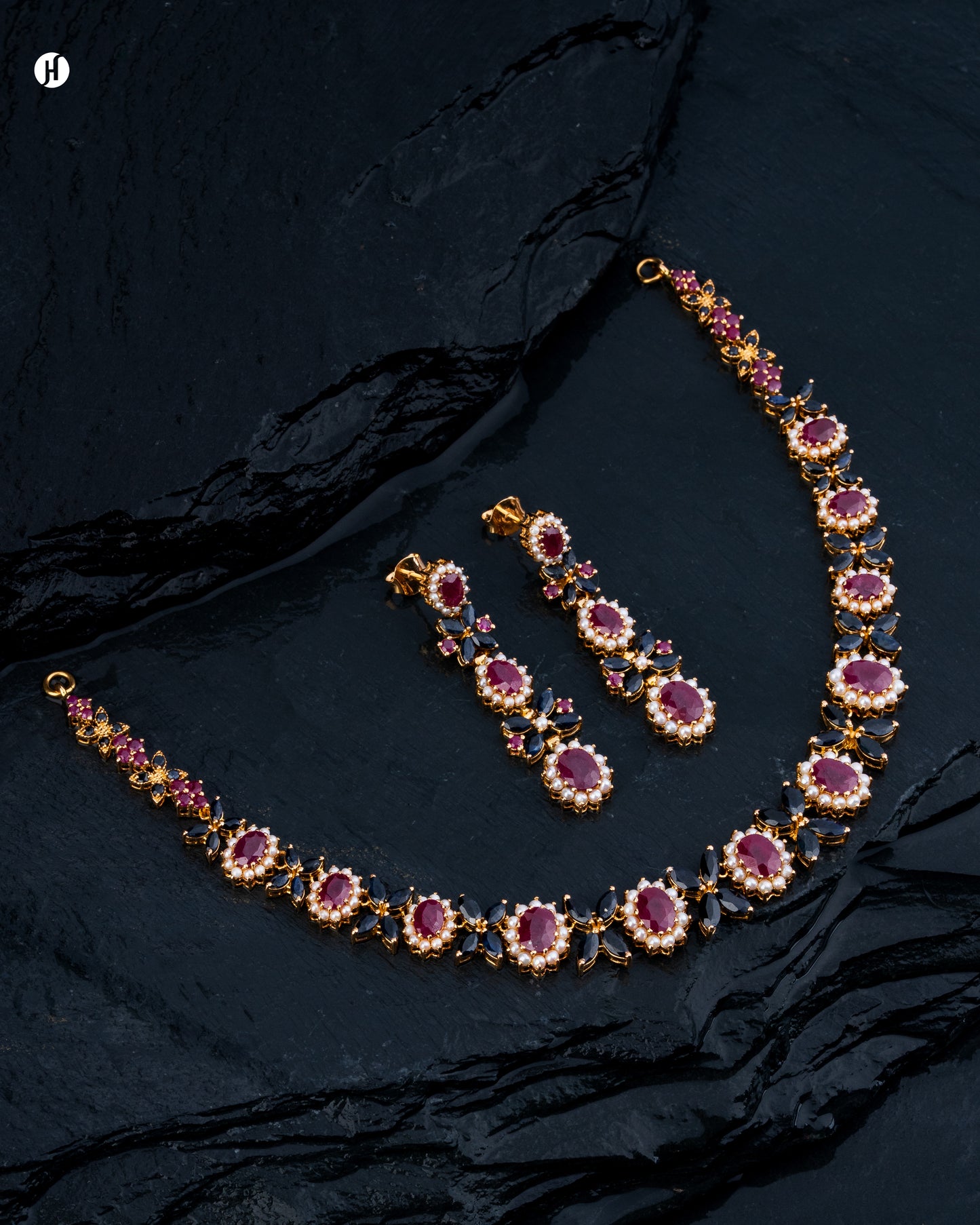 21Karat Yellow Gold Pakistani Ruby Oval Gemstone Necklace Set