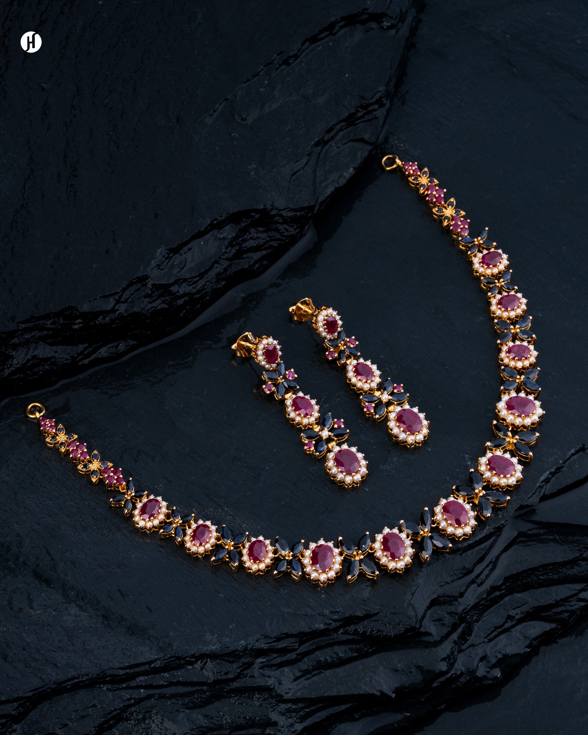 21Karat Yellow Gold Pakistani Ruby Oval Gemstone Necklace Set