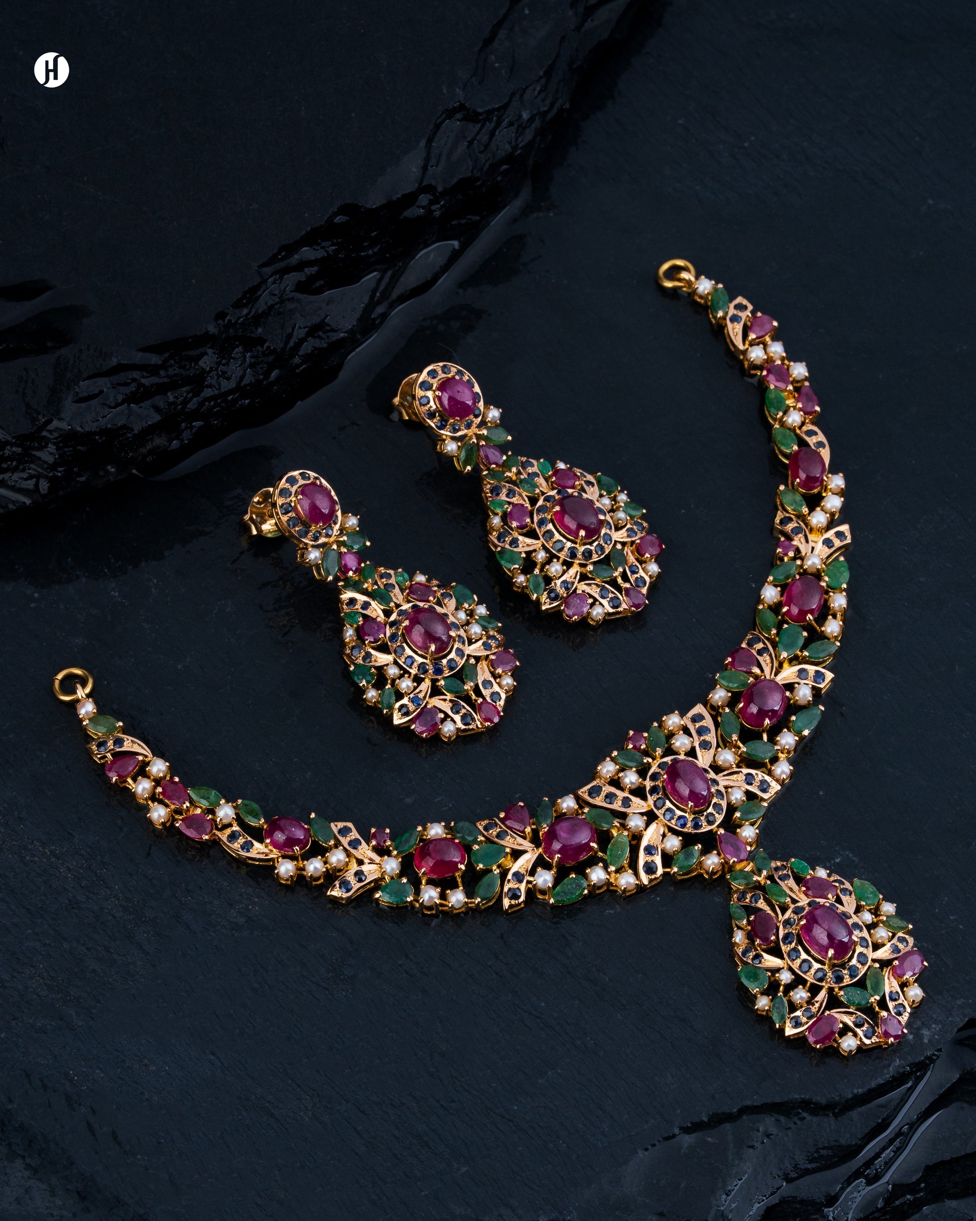 21Karat Yellow Gold Pakistani Ruby & Pearl Bridal Necklace Set for Khaleeji and Indian Ladies.
