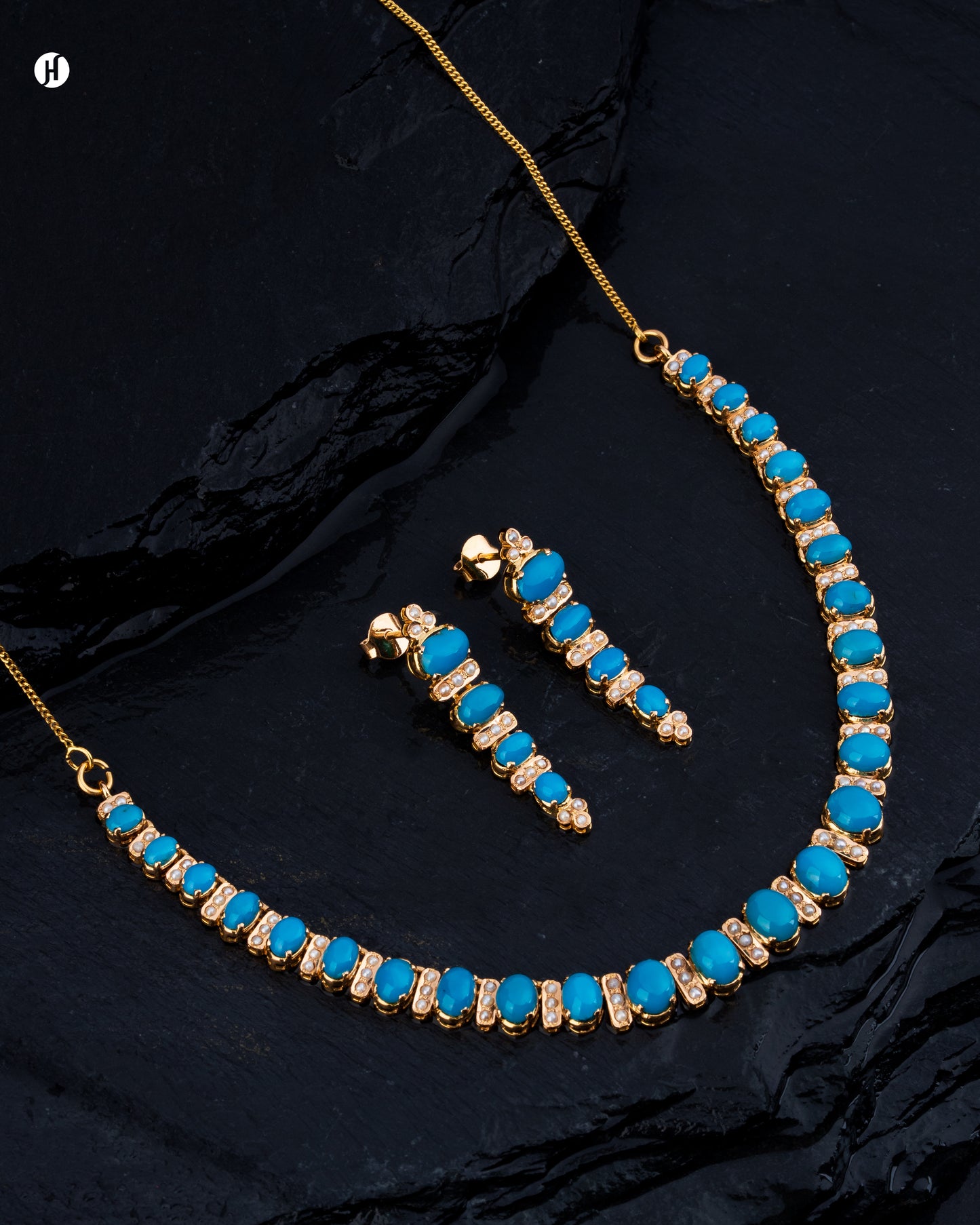 21Karat Yellow Gold Pakistani Turquoise Oval Gemstone Floral Necklace Set for Ladies in Sharjah and Dubai. UAE.