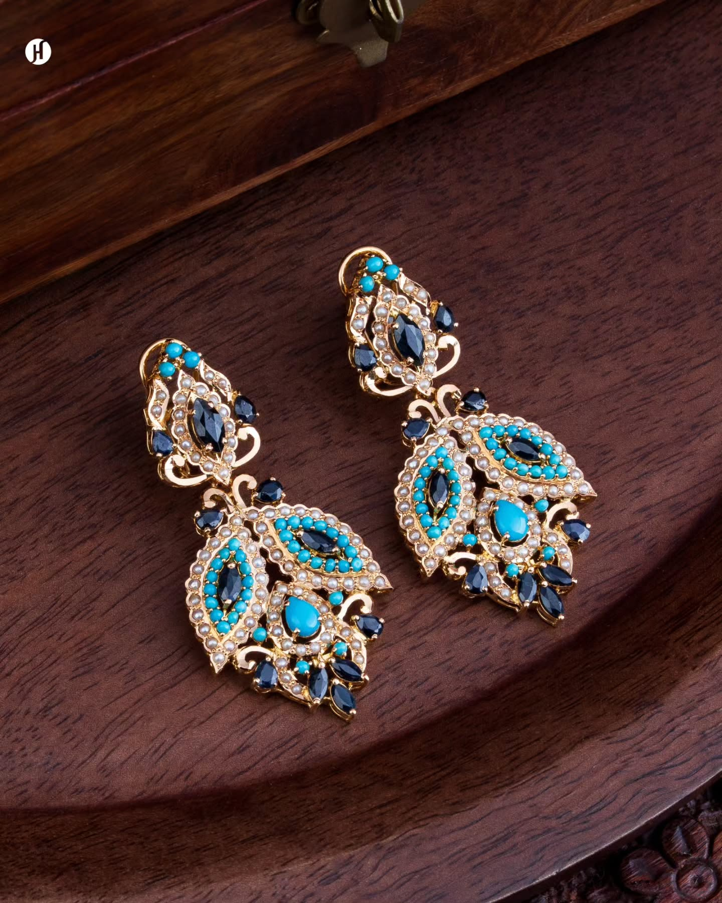 21Karat Yellow Gold Pakistani Turquoise & Sapphire Earrings | Online Jewellery Store for Khaleeji Women