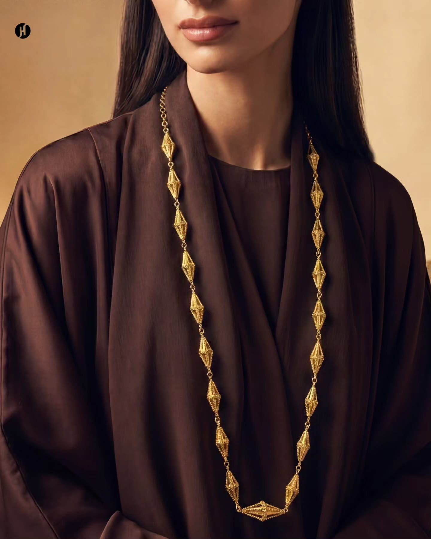 21-Karat yellow gold Bahraini elongated lantern bead long rope necklace — Emirati and Khaleeji women's jewellery, Dubai, UAE.