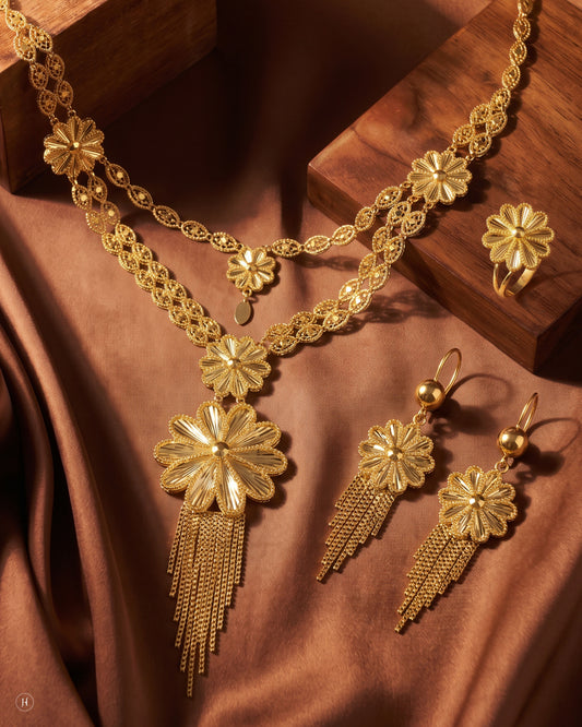 21K yellow gold Bahraini flower tassel necklace set — floral necklace with chain fringe and matching drop earrings — Emirati and Khaleeji women's jewellery, Dubai, UAE.