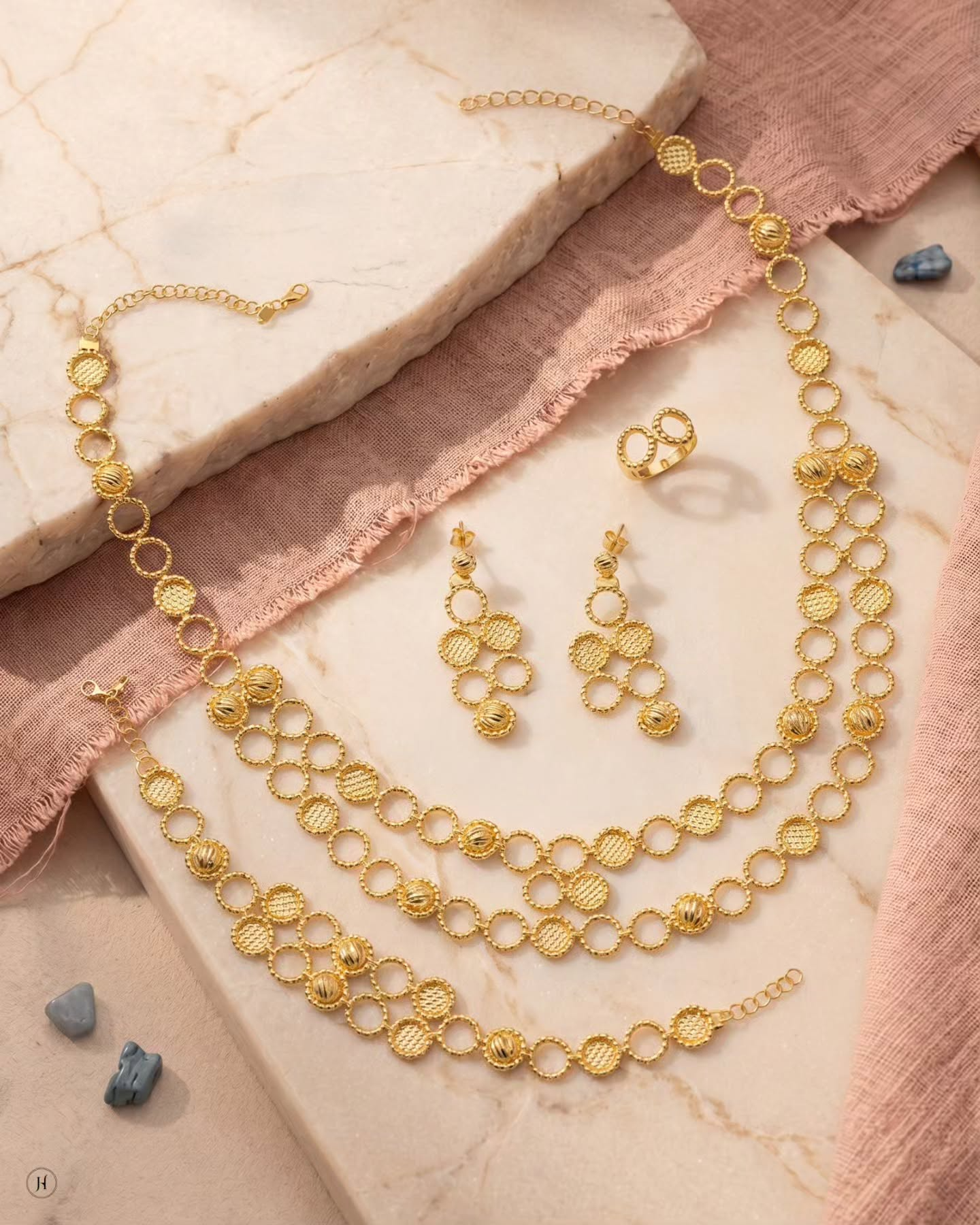 21K yellow gold Bahraini rope circle necklace set with matching earrings, bracelet and ring, loved by Emirati and Khaleeji women| J H By Priyansh Jewellery, Dubai