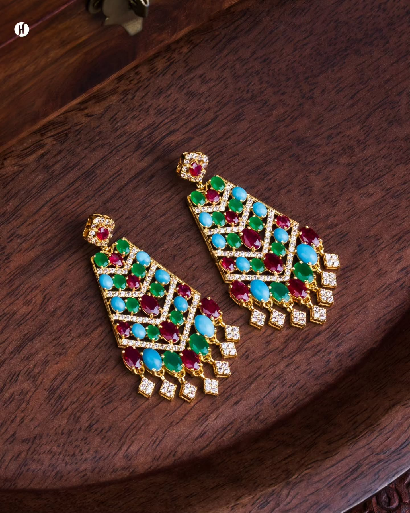 21karat Yellow Gold Bahraini Gemstone Waterfall Earrings for Khaleeji Women in Dubai