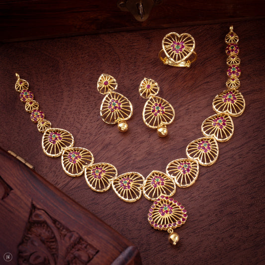 22K 916 Yellow Gold Hyderabadi Heart Gemstone Bridal Choker Set for ladies