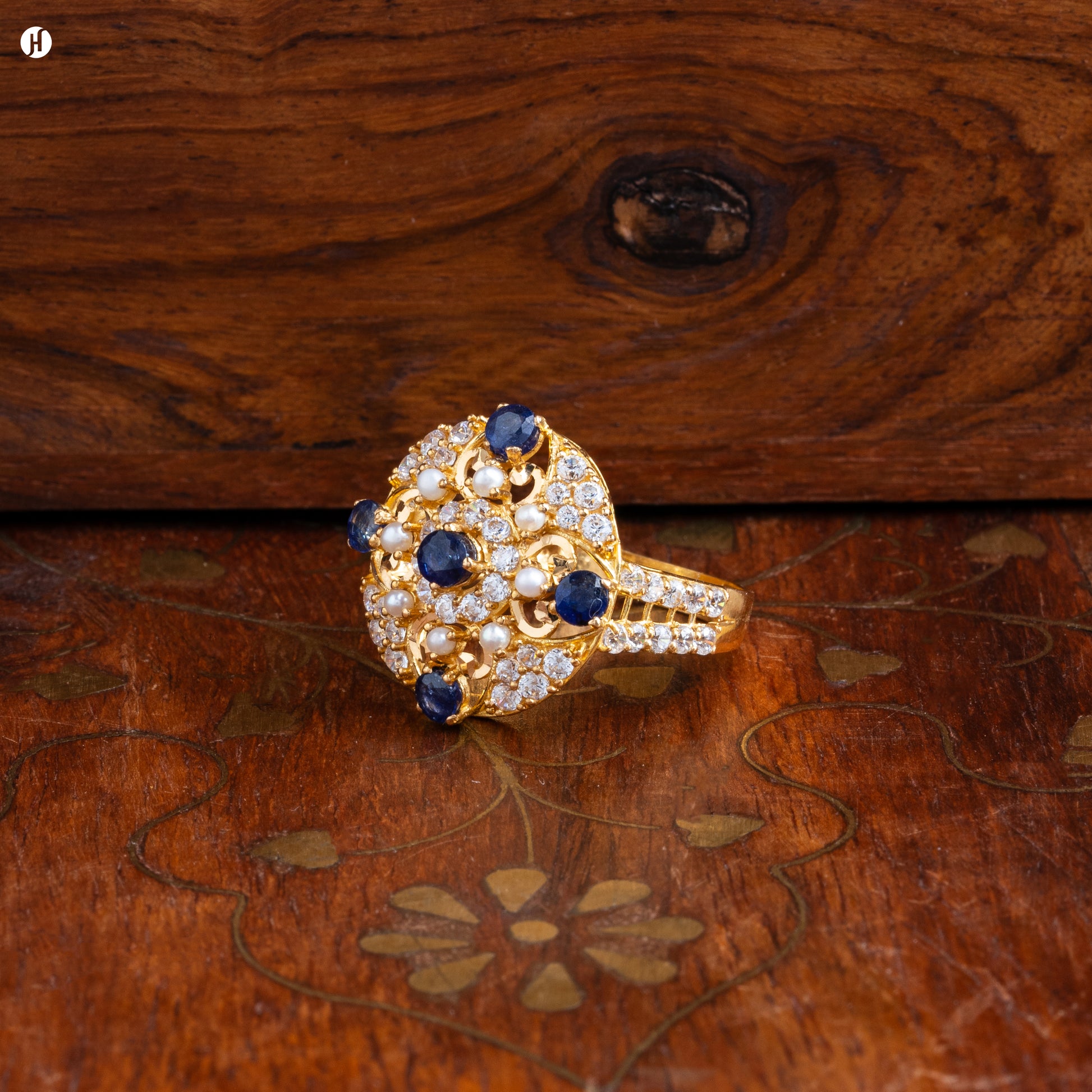 22K Yellow Gold Pakistani Floral Gemstone Ring for ladies in UAE