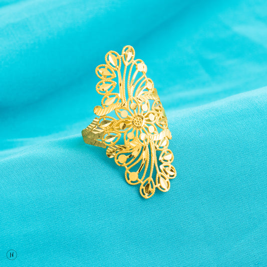 22K Yellow Gold Bahraini Tall Flower Ring