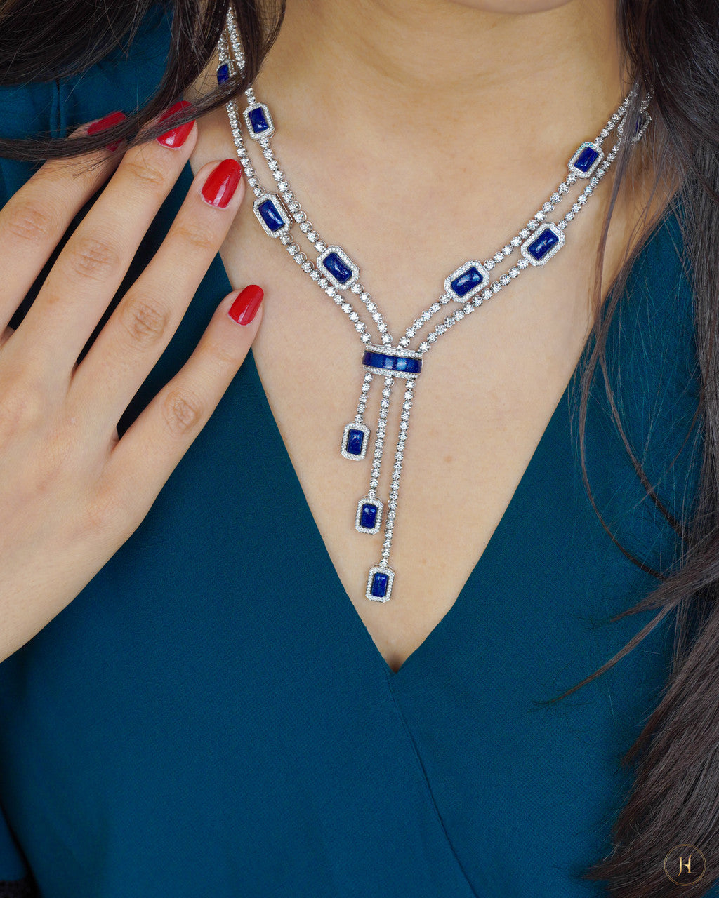 18K White Gold Blue Lapis Diamond Necklace