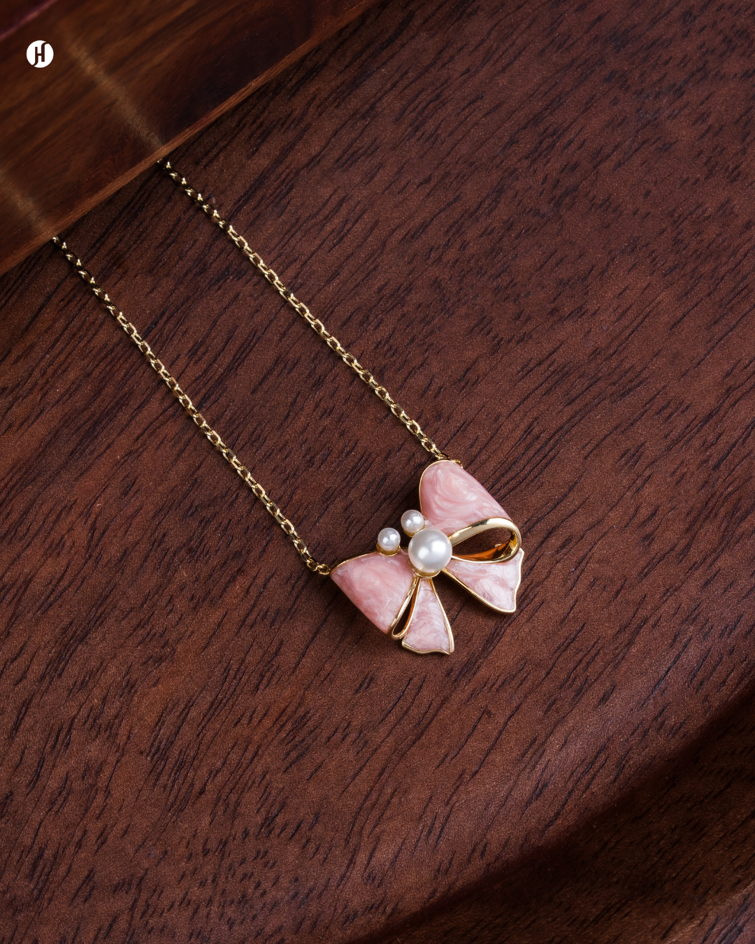 18Karat Yellow Gold Italian Pink Bow Necklace Set