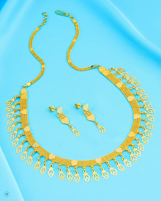 21Karat Yellow Gold Bahraini Drop Motif Necklace Set