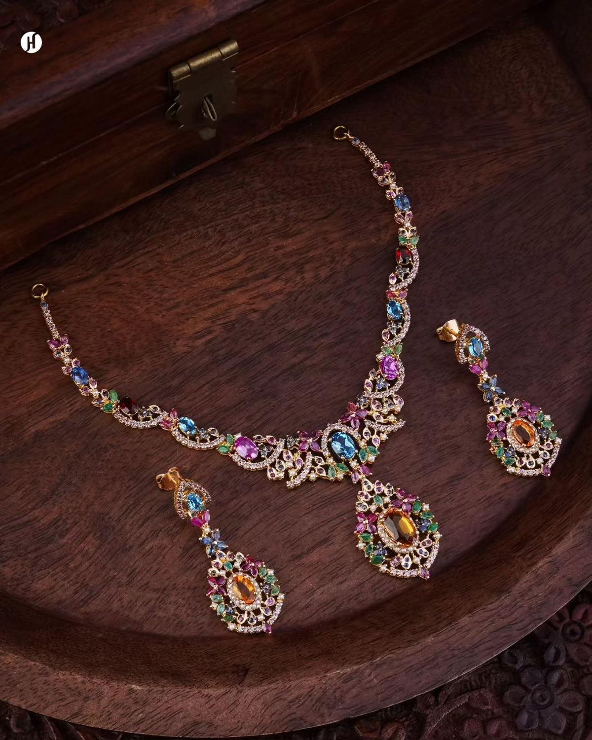 21K Yellow Gold Pakistani Navratna Multi-Gemstone Necklace Set