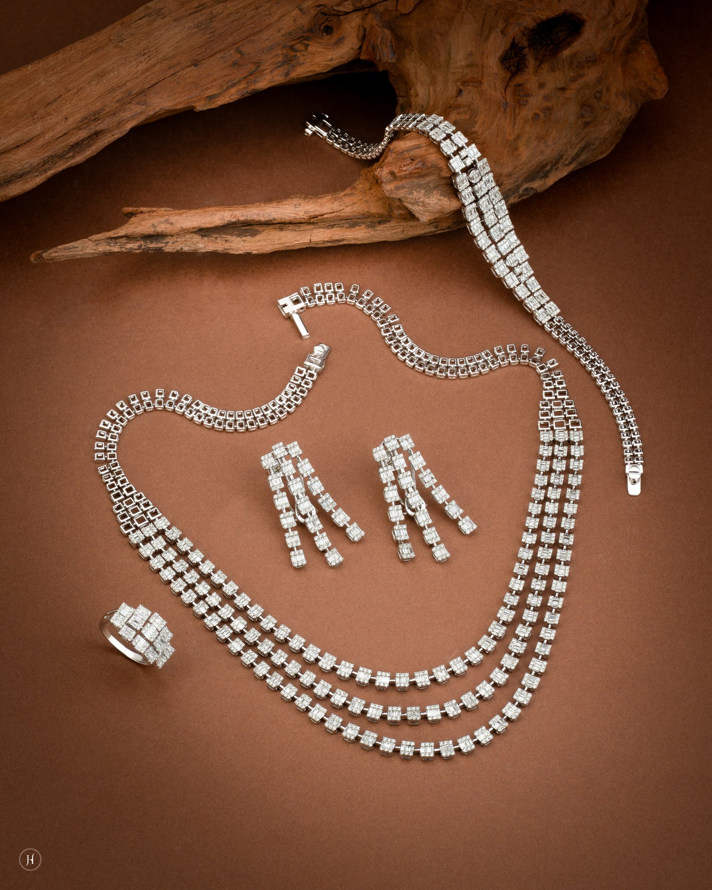 18Karat White Gold Multi Layer Diamond Necklace set