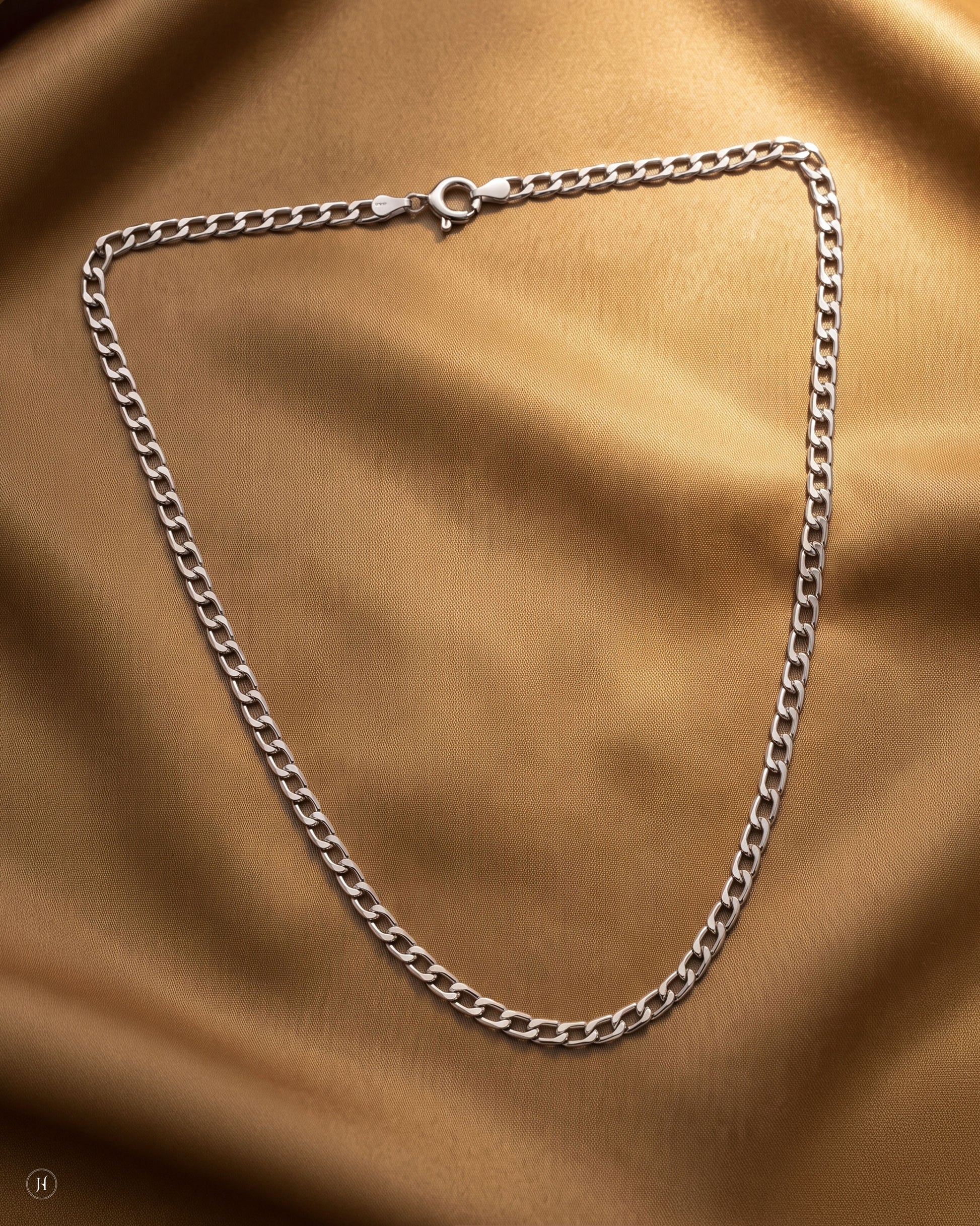 950 Platinum Diamond-Cut Curb Chain for Men and Women In Dubai | J.H by Priyansh Jewellery.