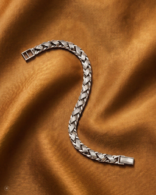 950 Platinum Woven Braid Bracelet for men and women in Dubai, UAE | Premium Jewellery Gift 