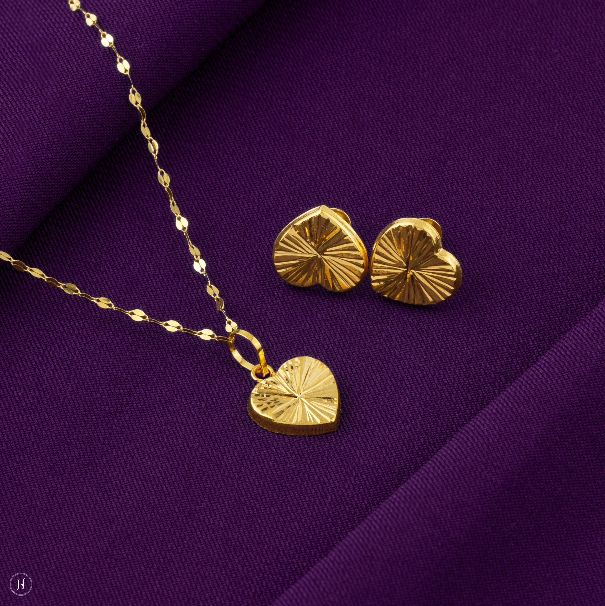 Baby Heart Pendant | Affordable Gold Baby Jewellery Gift In UAE