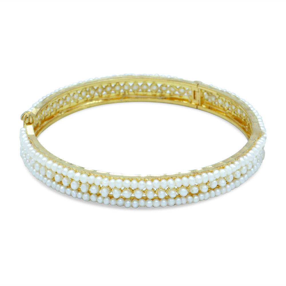 21K Yellow Gold Bahraini Pearl Basit Bangle with screw hinge