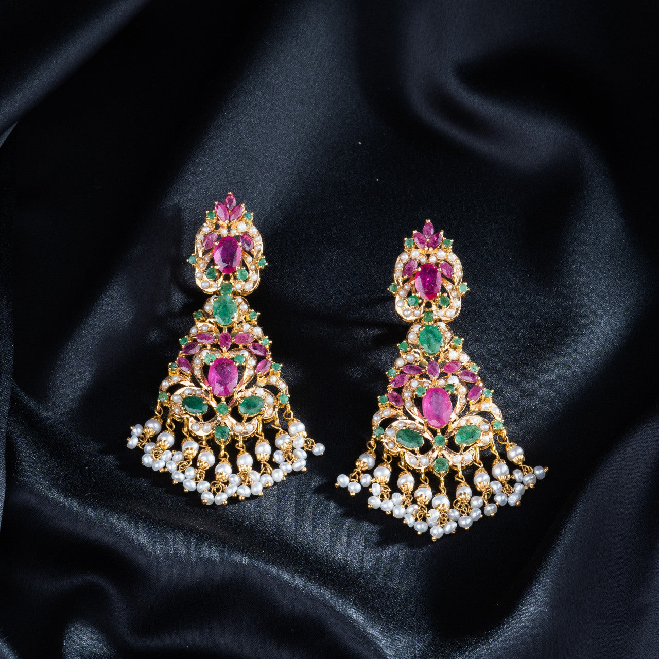 21K Yellow Gold Pakistani Earrings with Multi-Gemstones
21K GOLD JEWELLERY IN DUBAI
21K GOLD NECKLACE SET
21K PAKISTANI NECKLACE SET
GOLD SET IN DUBAI
SHARJAH GOLD SOUQ
PAKISTANI PENDANT SET
FASHION WEAR NECKLACE
21K LIGHTWEIGHT GOLD NECKLACE