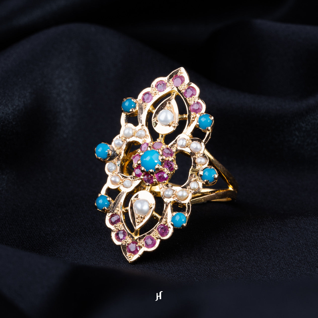 21K Yellow Gold Pakistani Ring Mix with Fresh water pearls, Purple Gemstones and Feroza Setting
