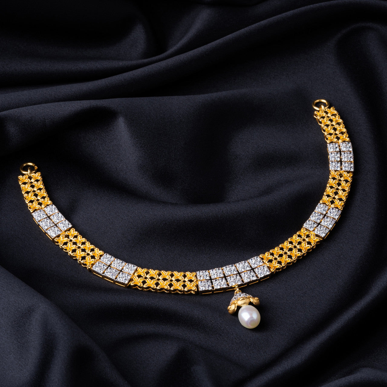 22K Pakistani Design Choker Necklace, Zircone Setting
