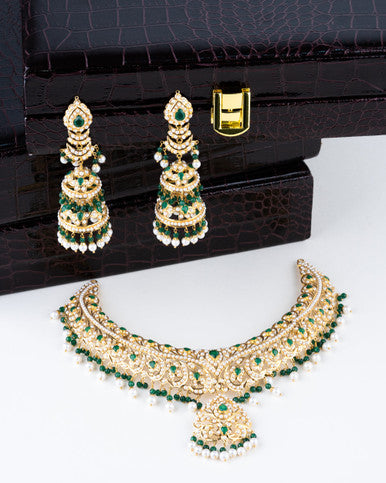 21K Yellow Gold Amritsari Hara Gemstone Pearl Necklace Set