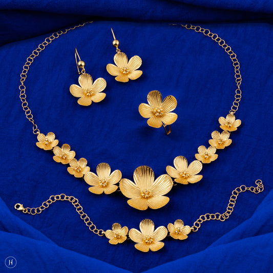 21K Yellow Gold Bahraini Blooming Flower Choker Set