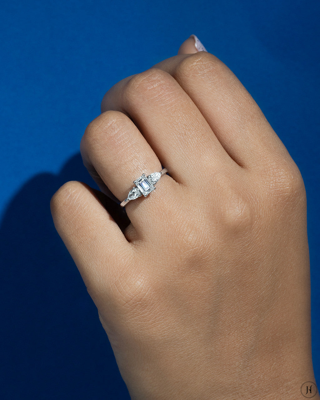 18K Lab Grown Diamond Emerald Cut Engagement Ring Jewelry for Arab ...