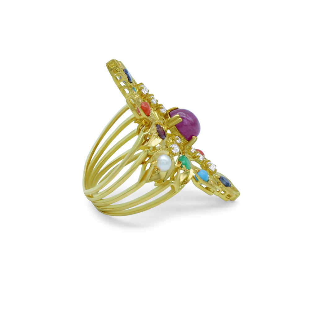 Side profile of 22K Yellow Gold Bahraini Purple Fire Ring