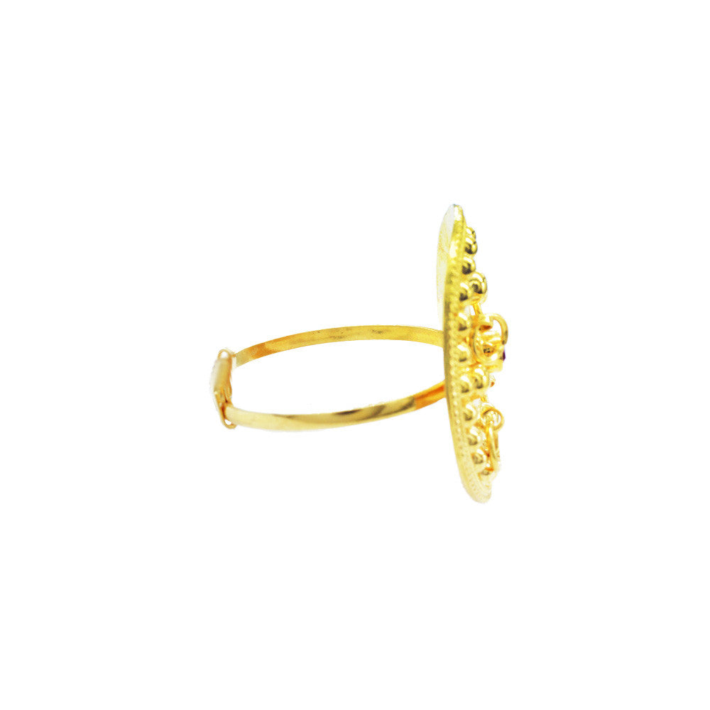 Side profile of 21K Yellow Gold Bahraini Oval Toe Ring
Cultural Heritage
Oval Design
Intricate Details
Versatile Wear
Symbolism and Meaning
Thoughtful Gift Choice
Bahraini Craftsmanship
Bahraini Cultural Identity