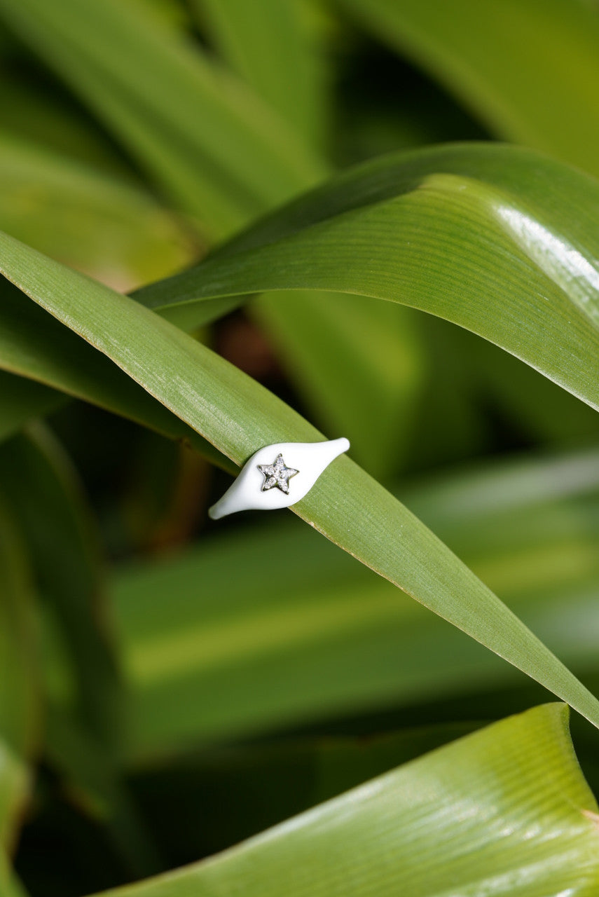 18K Rose Gold White Enamel Star Diamond Ring