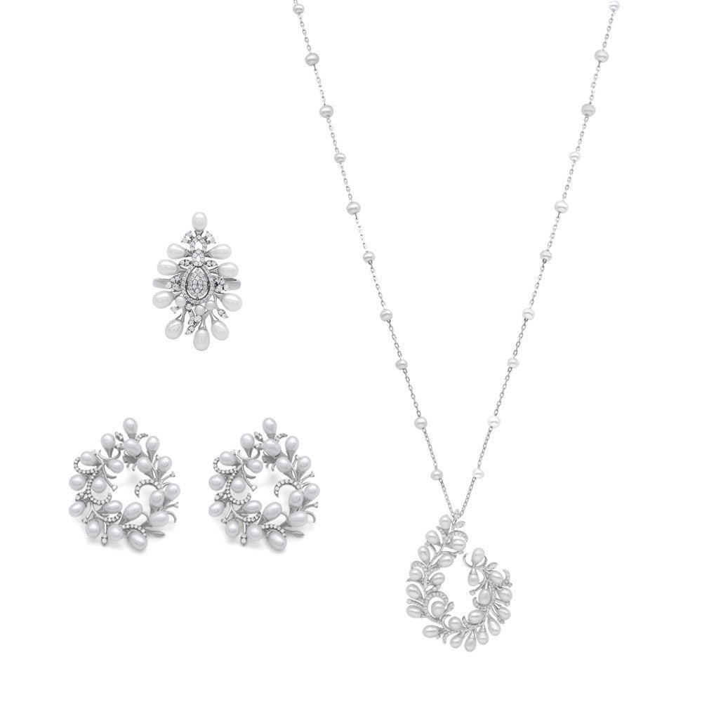 18K White Gold Italian Pearl Opera Necklace Set