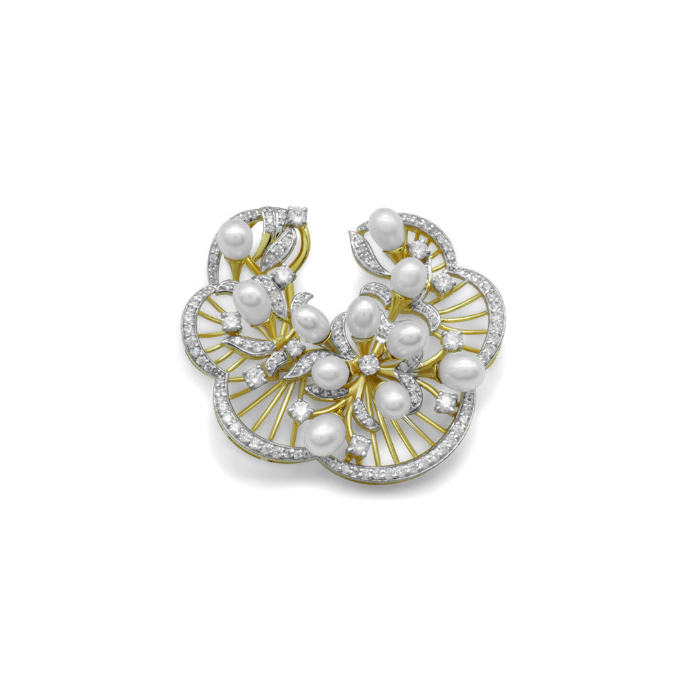 18K yellow gold Italian pearl flower stud earrings