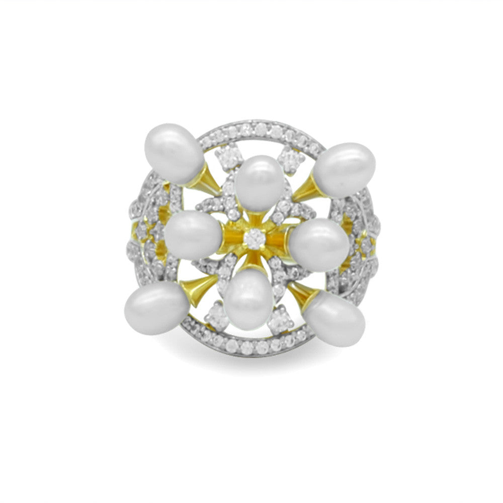 18K yellow gold Italian pearl flower ring