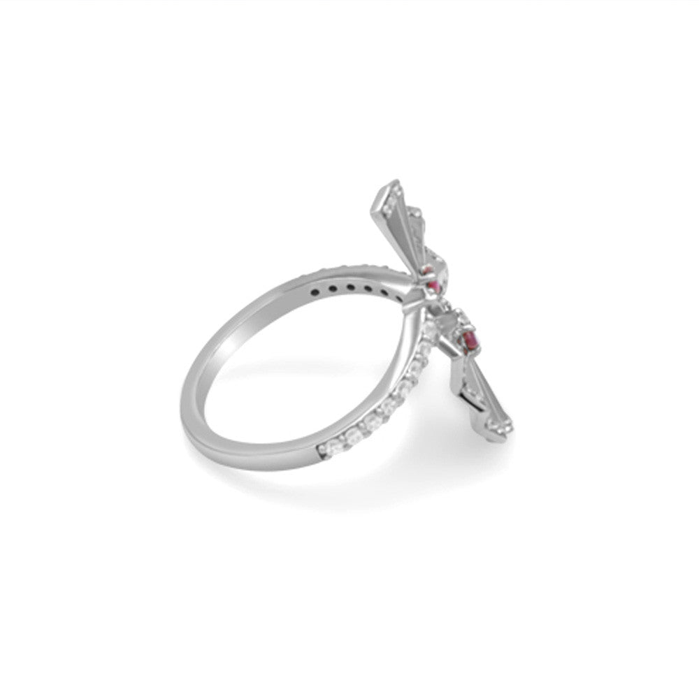 Side profile of 18K White gold Italian Fan ring