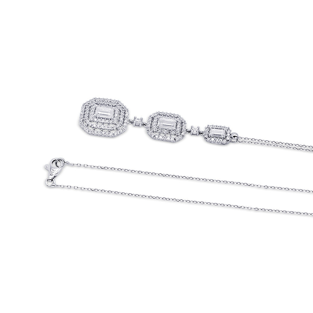 18K White Gold Italian Radiant Necklace with lobster clasp