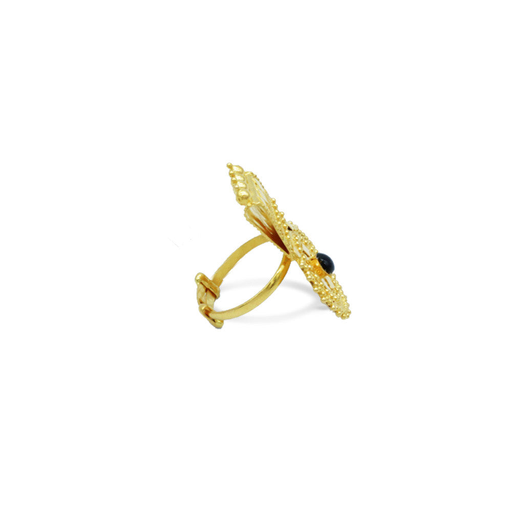 Side profile of 21K Yellow Gold Bahraini Black Bridal adjustable ring