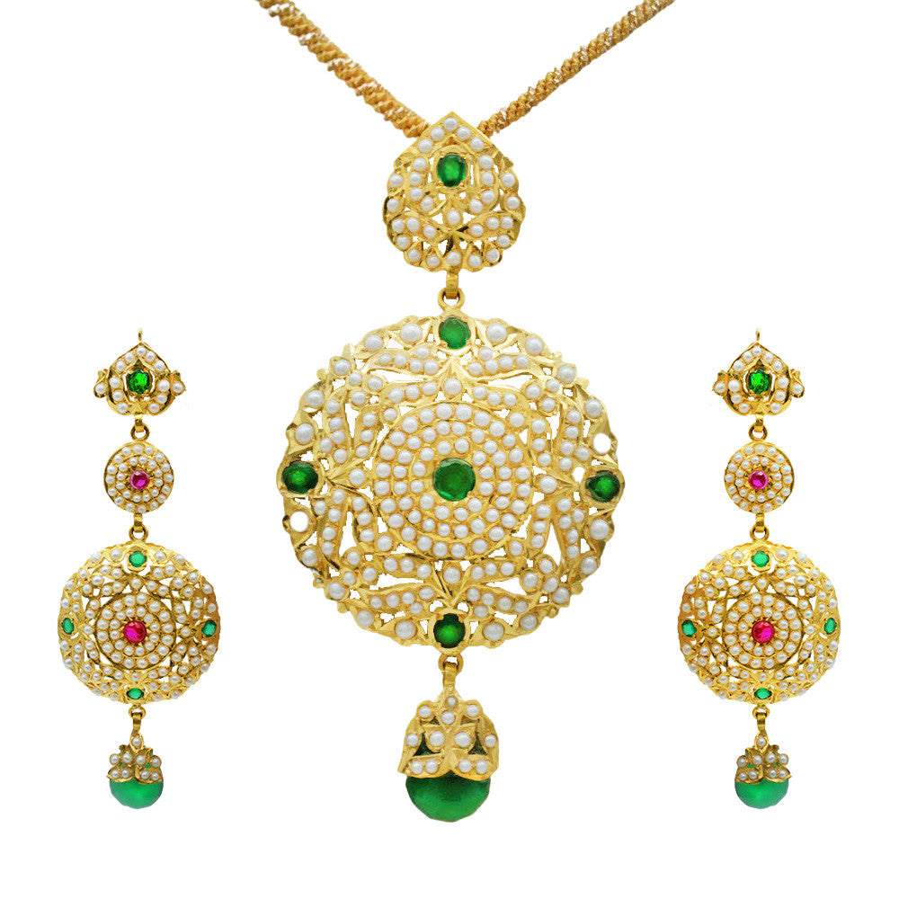 22K Yellow Gold Bahraini Hanging Emerald Pendant Necklace Set