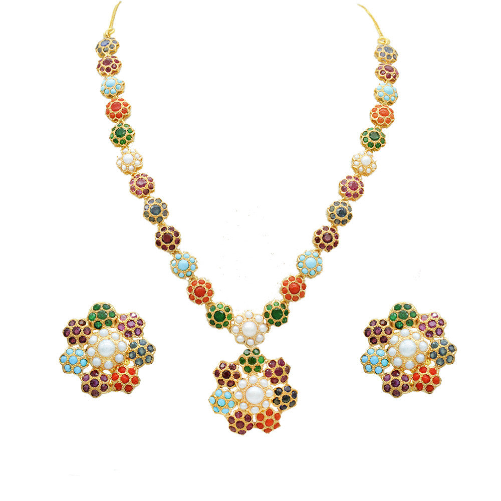 21K Yellow Gold Bahraini Embellished Flower Necklace Set