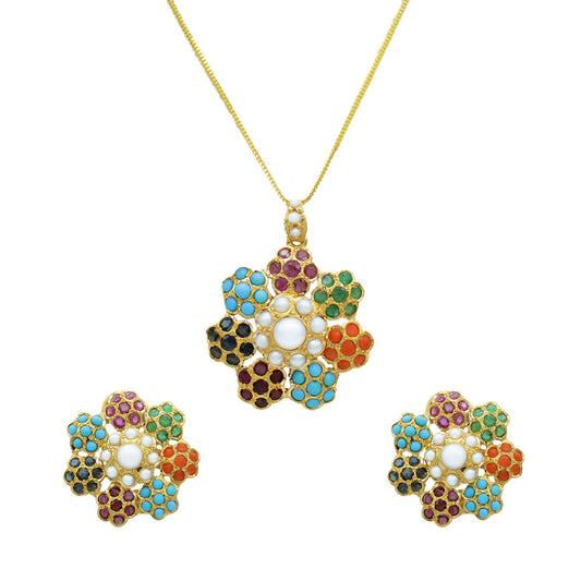 22K Yellow Gold Bahraini Embellished Flower Pendant Necklace Set