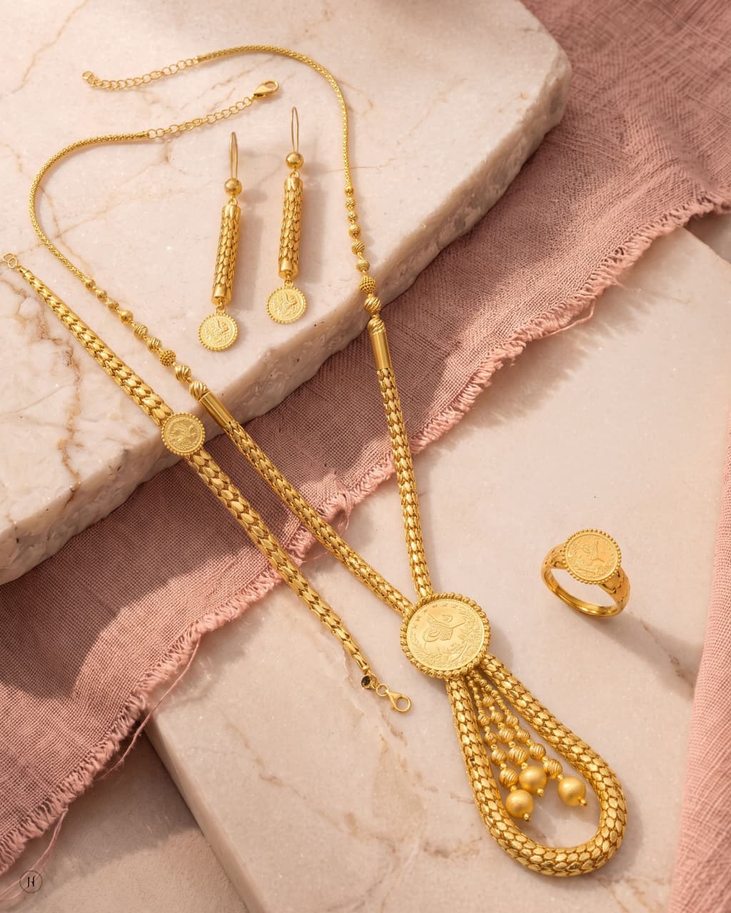 21K Yellow Gold Bahraini Turkish Long Mesh-Chain Tassel Necklace Set
