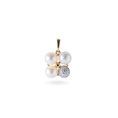 18K Yellow Gold White Fresh Water Pearls Diamond Pendant