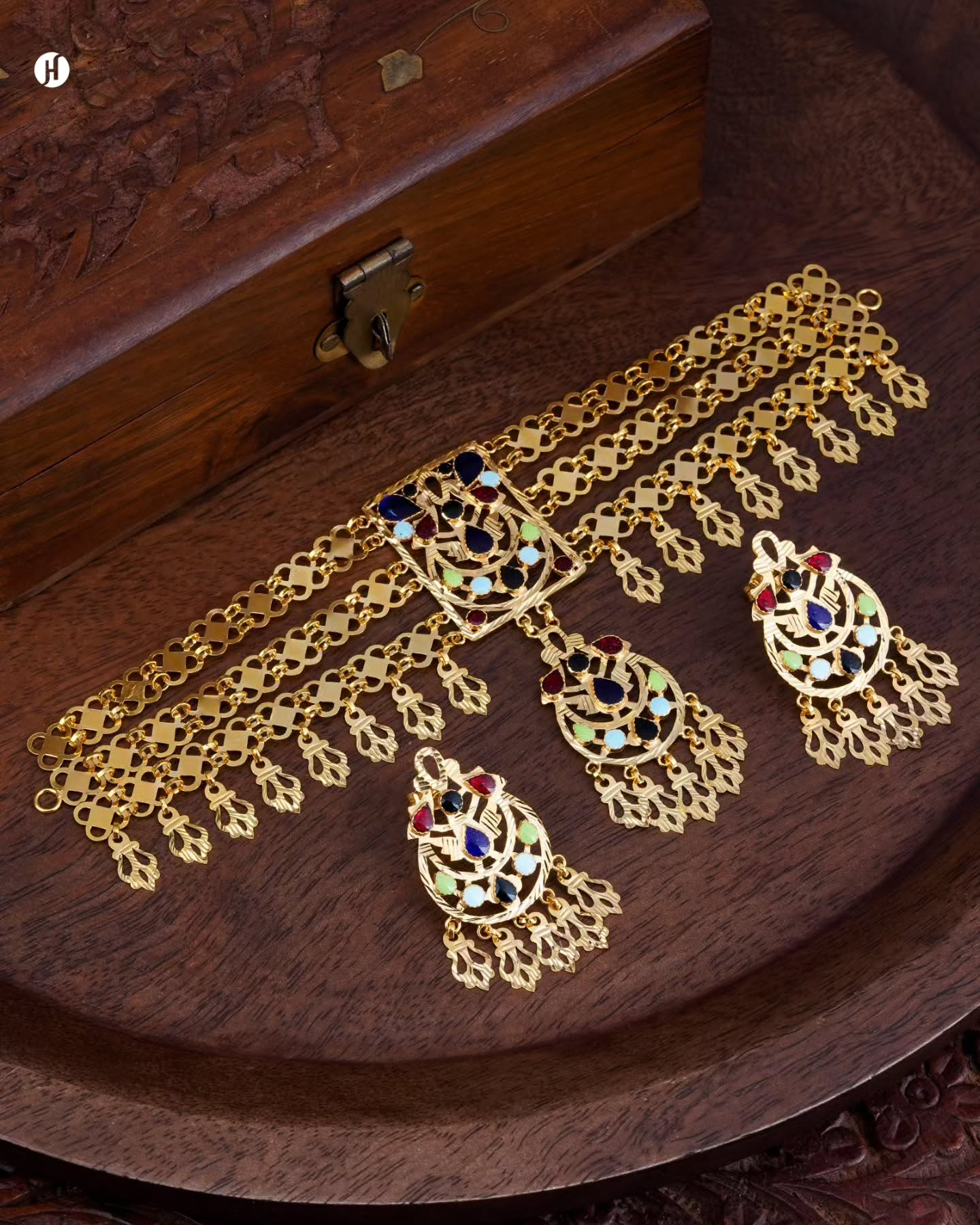 21K Yellow Gold Bahraini Multicolor Enamel Choker Necklace Set