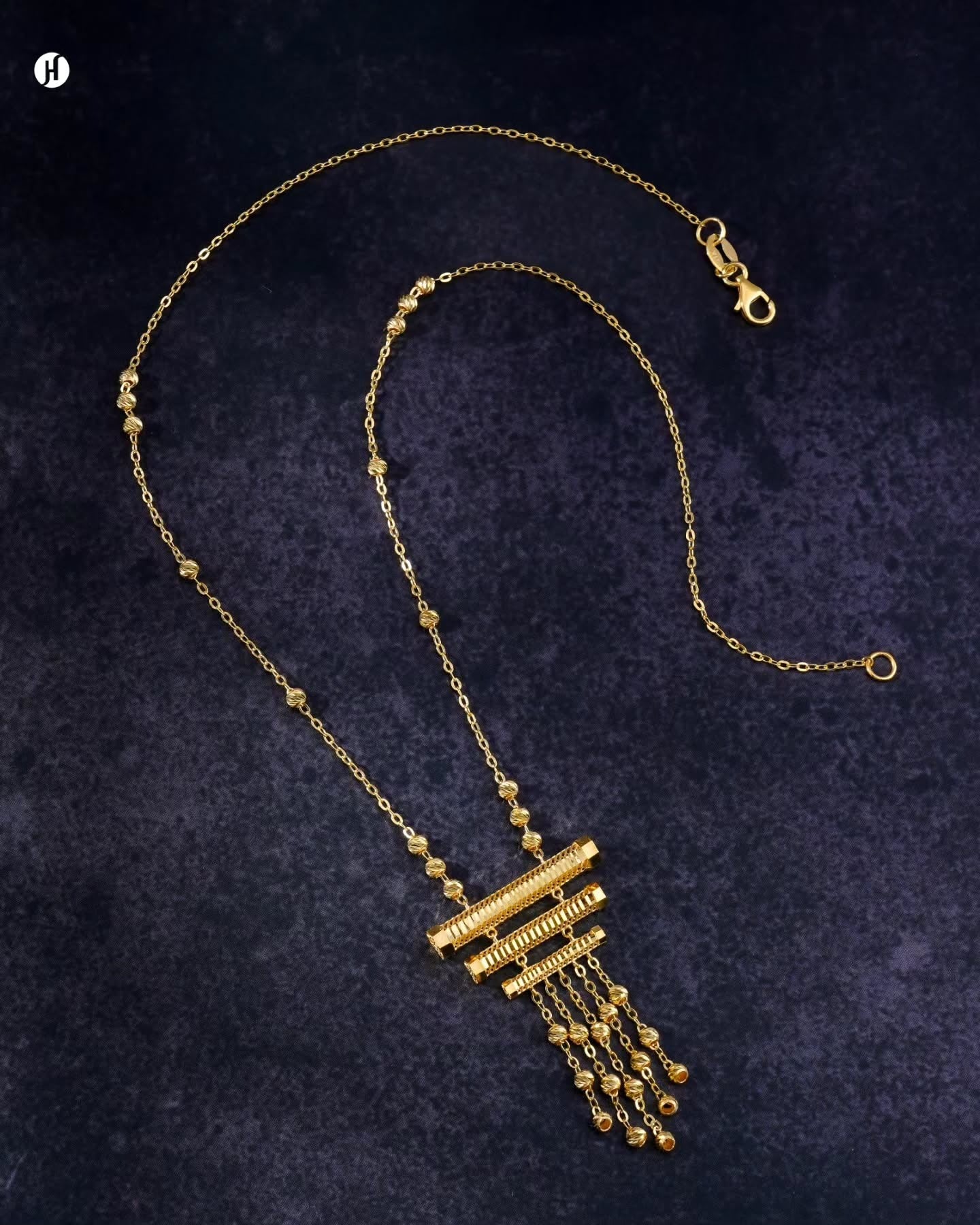 21K Yellow Gold Bahraini Tassel Bar Necklace Set