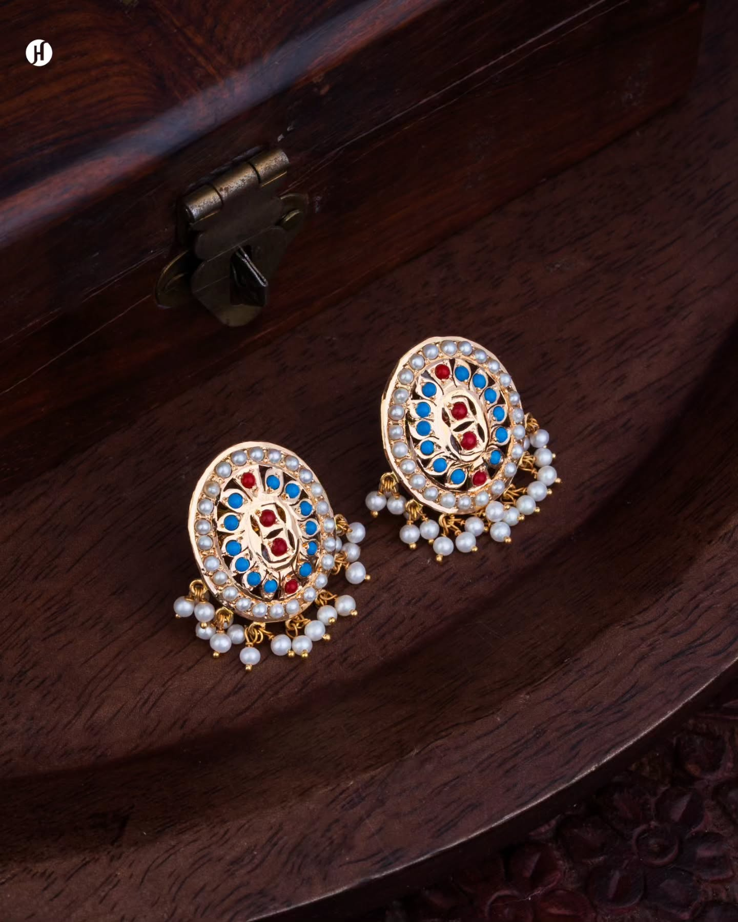 21K Yellow Gold Pakistani Multicolor Circular Motif Pendant Necklace Set